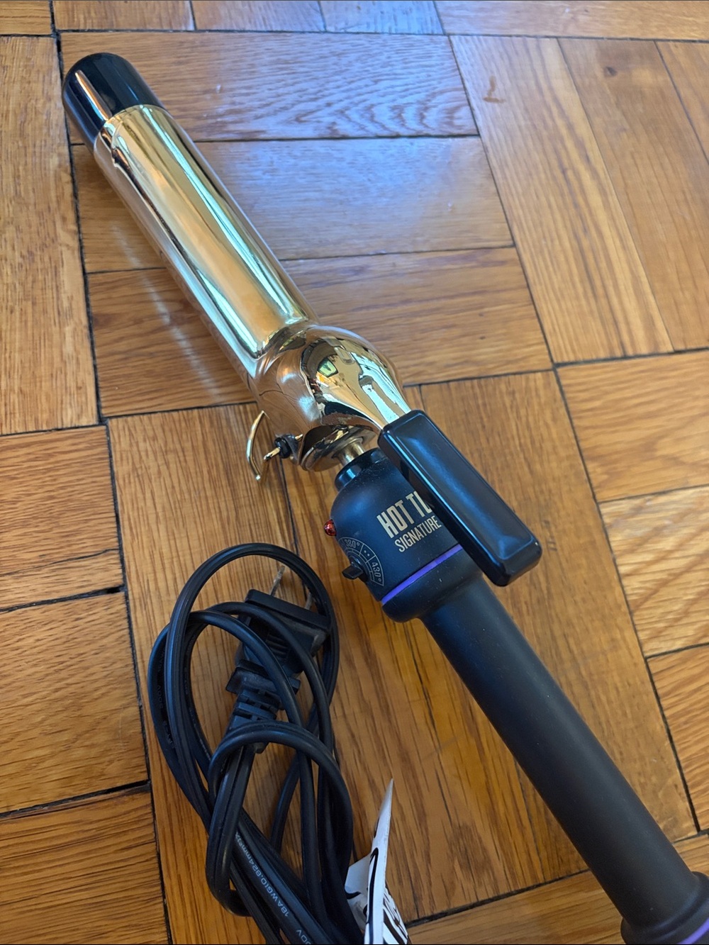 Hot Tools Curling Iron